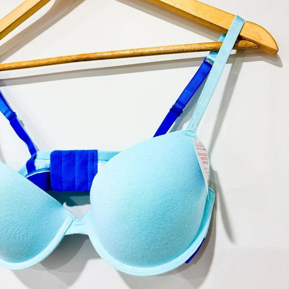 UNDIES  Blue bra - Picture 6 of 9